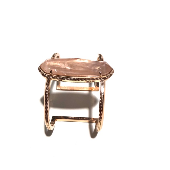 Kendra Scott Peachy Illusion Cuff Bracelet - Picture 4 of 8